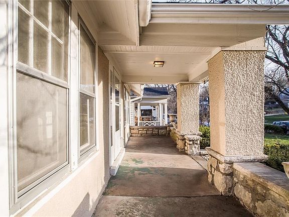 4th image of 5510 Holmes St
