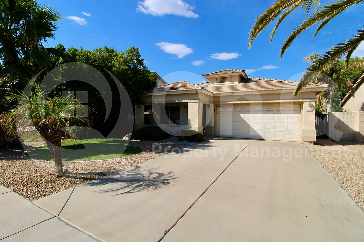 Building Photo - 3692 E Remington Dr