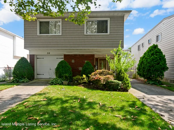 32 Monroe Pl, Staten Island, NY 10314