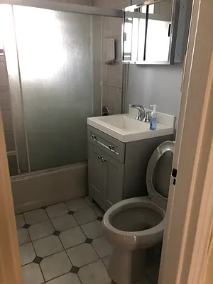 Rented by Liz Realty Group | media 22