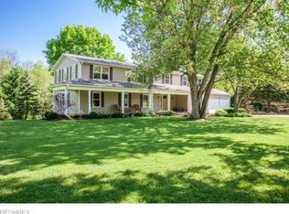 13300 Stoney Springs Dr, Chardon, OH 44024