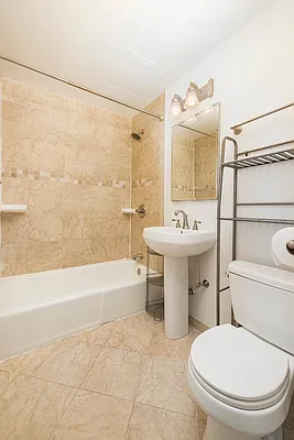 Rented by Engel and Völkers Brownstone Brooklyn | media 14