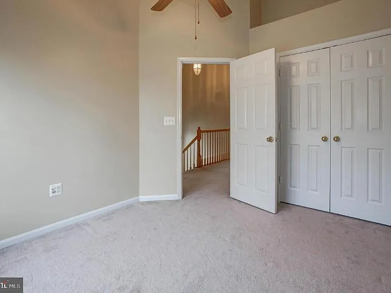 9611 Normanton Way — Photo 12