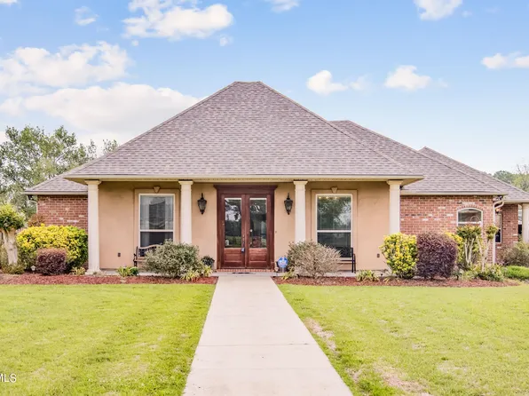 1023 Pecan Ridge Dr, Saint Martinville, LA 70582