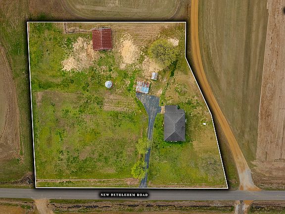 2nd image of 76 New Bethlehem Rd