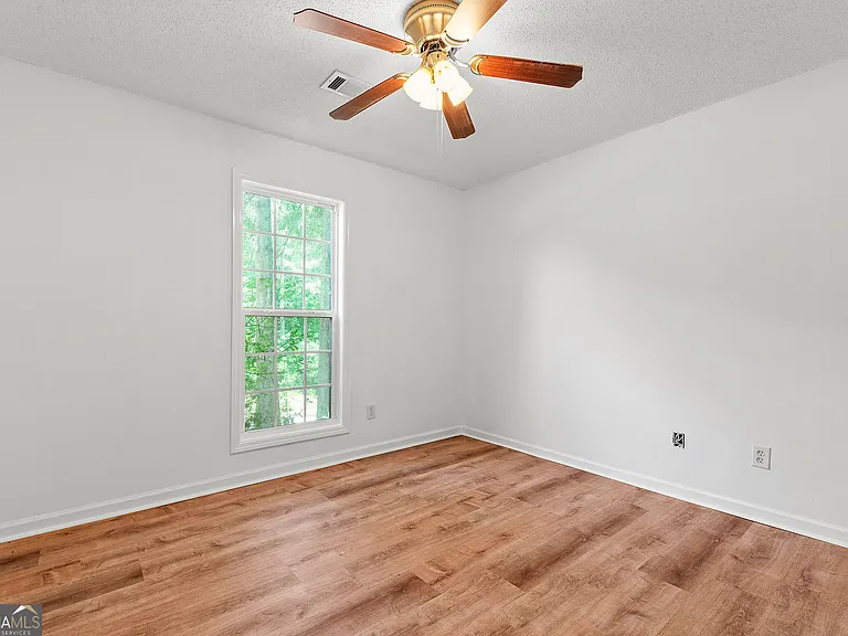 214 Cheyenne Way — Photo 24