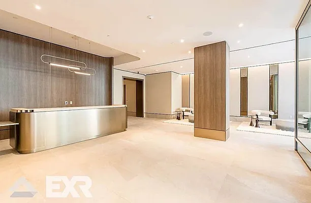 Entry / hallway, photo 1