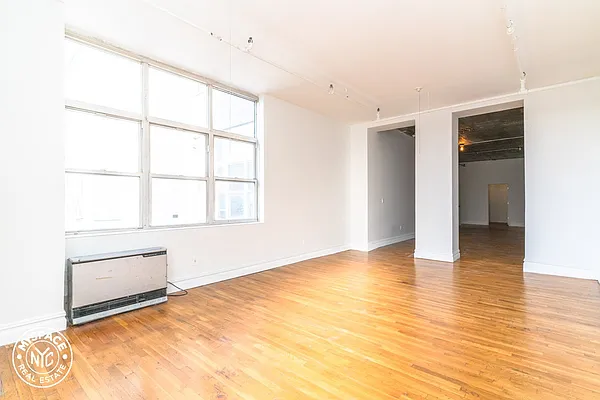 Rented by MySpaceNYC | media 5