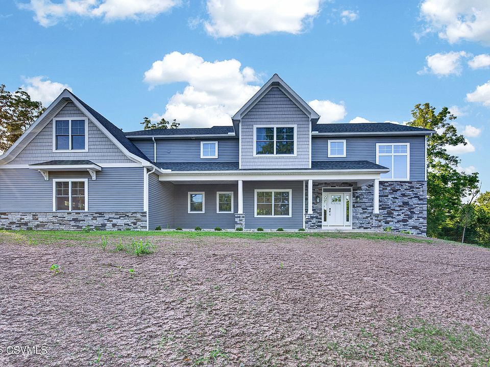1st image of 688 Beagle Club Rd