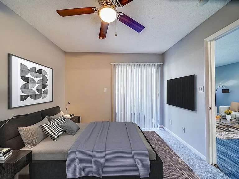 Chatham Wood Apartments — Photo 13