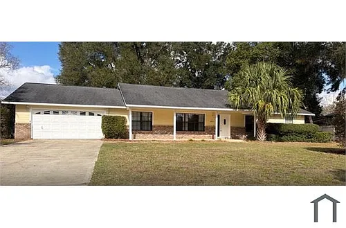 4505 SE 12th Pl Photo 1