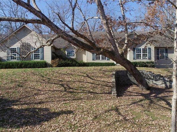 646 Deer Run Dr, Leasburg, MO 65535