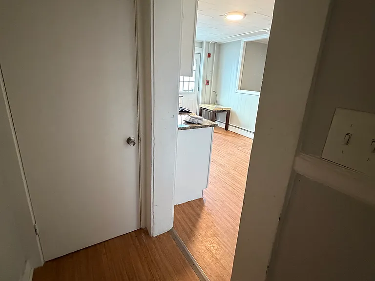 16 Lincoln Ave #18 — Photo 3