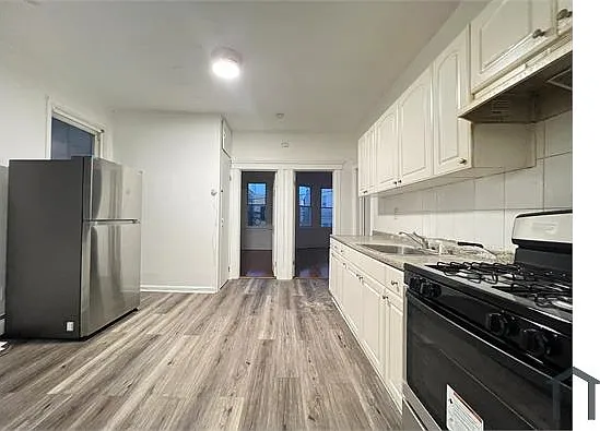 66 W 18th St #2F
