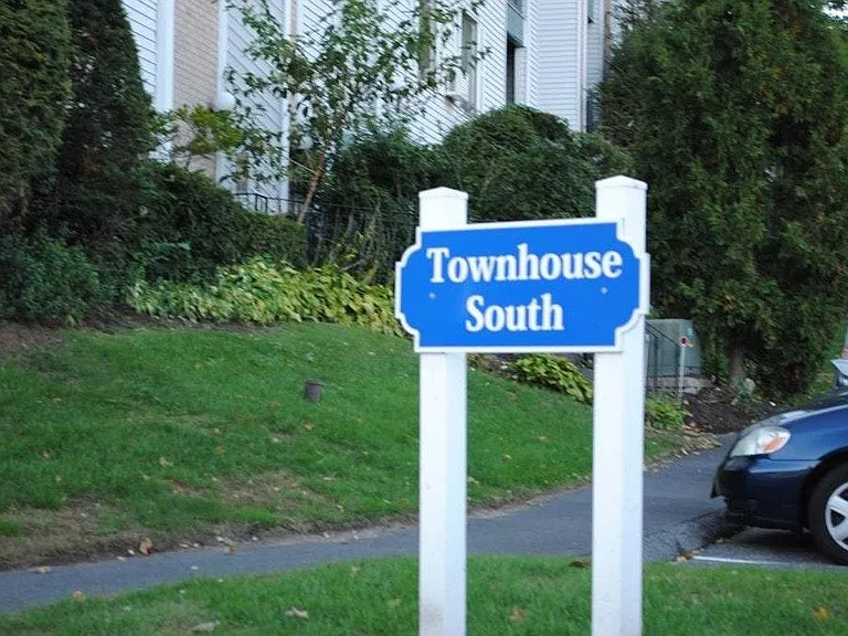 101 South St #8 — Photo 6