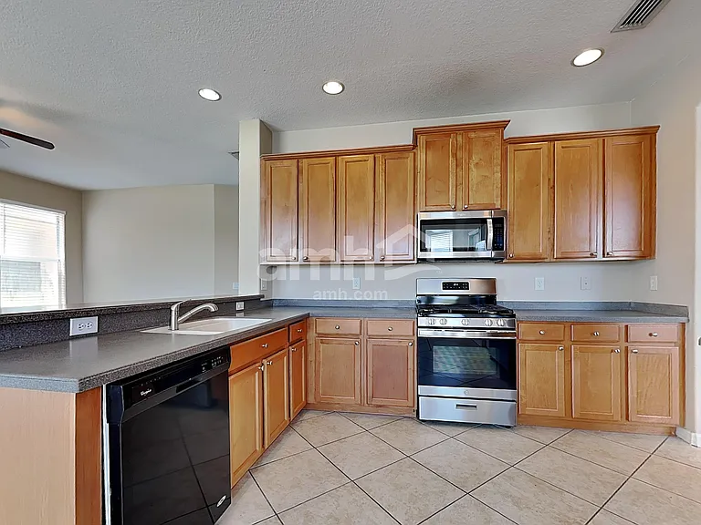 418 Durham Shore Ct — Photo 3
