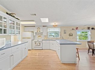 278 Riverwood RD, NAPLES, FL 34114