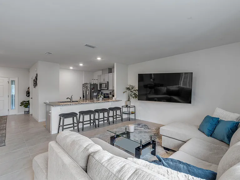 b - Interior (14)_02262026