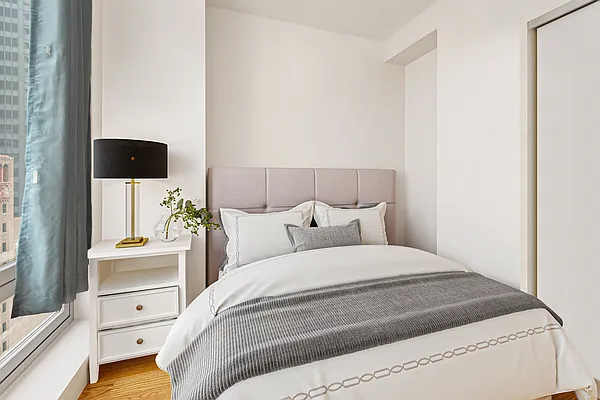 Rented by Compass | media 12