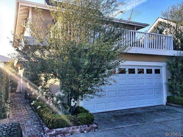 2nd image of 415 Colton St