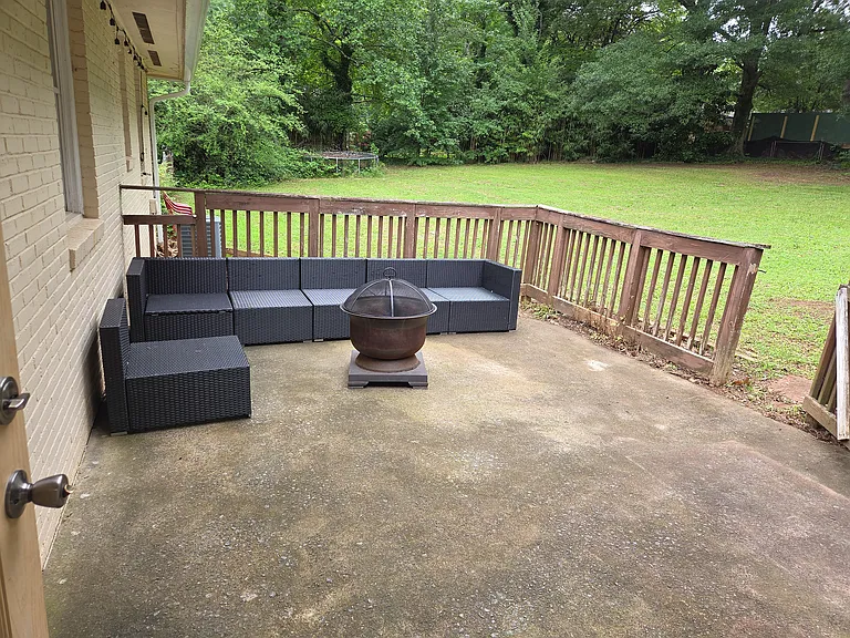 2457 Pine Dr NW — Photo 18