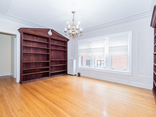 2339 N Commonwealth Ave APT 4C, Chicago, IL 60614