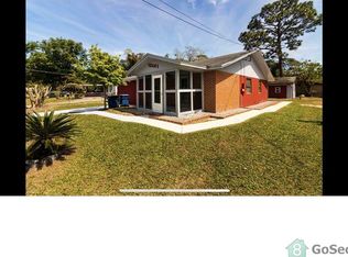 10441 Pinehurst Dr, Jacksonville, FL 32218