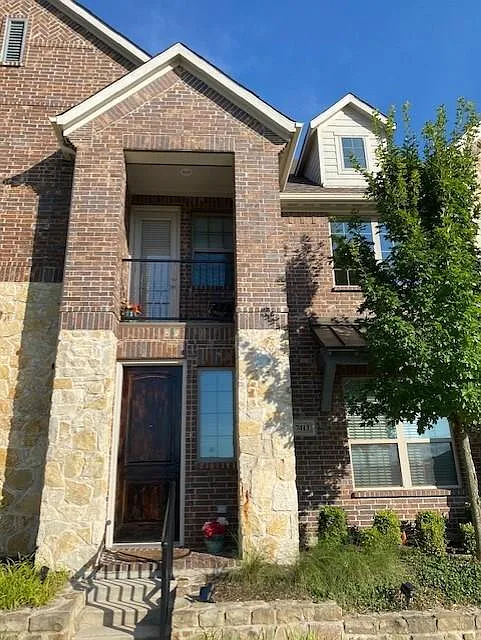 2 bed, 2.5 bath, 1541 sqft, $2,250 — Photo 2