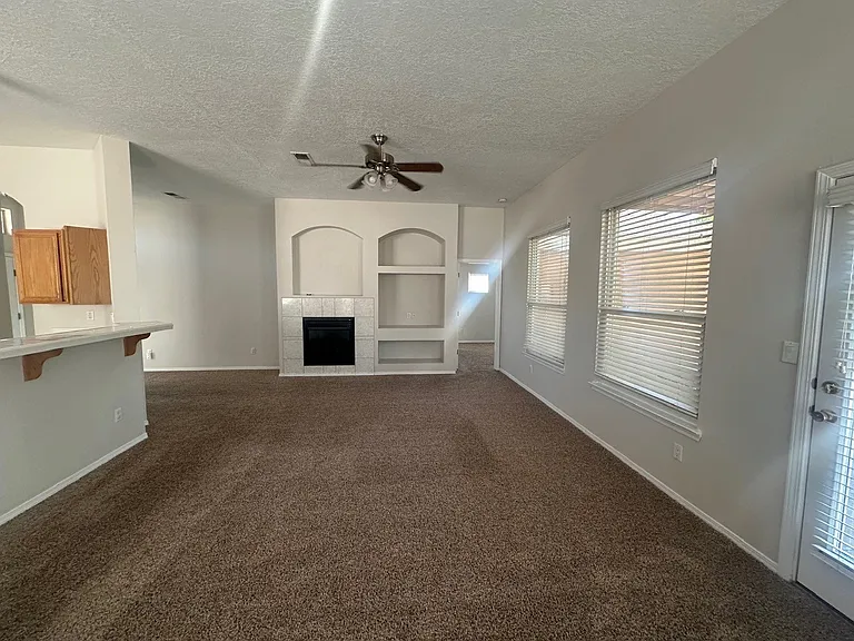 7300 Winslow Pl NW — Photo 3