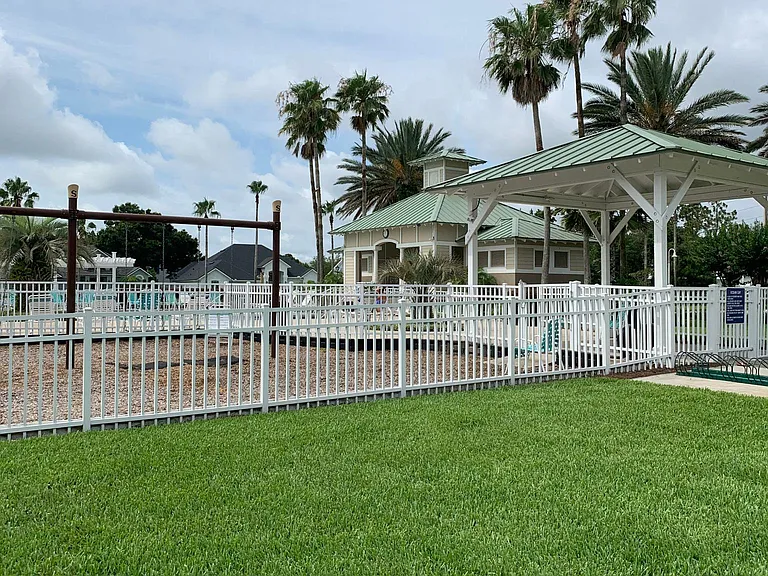 3517 Bay Island Cir — Photo 25