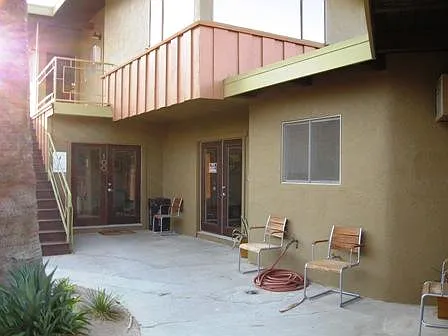 Studio, 412 sqft, $1,295 — Photo 2