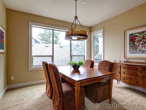 Formal Dining