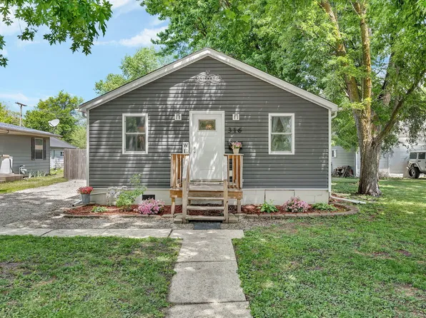 316 W James St, Dwight, IL 60420