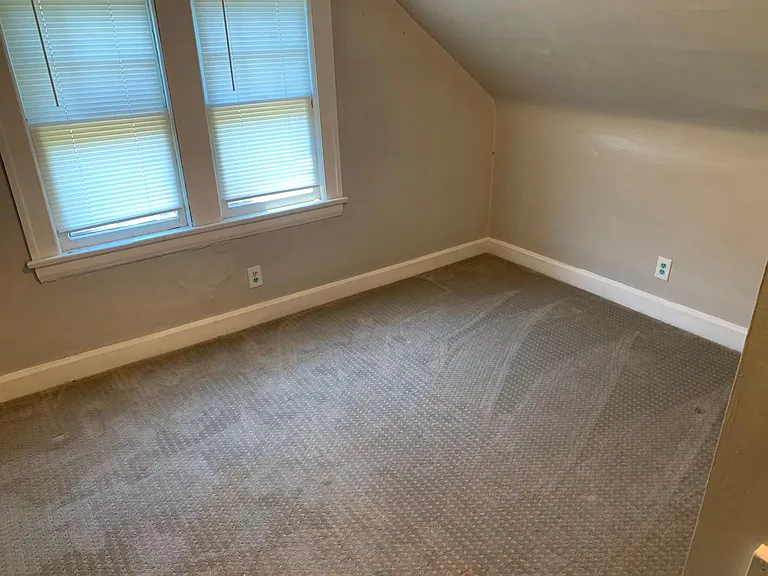 3327 Clarendon Rd #3 — Photo 3