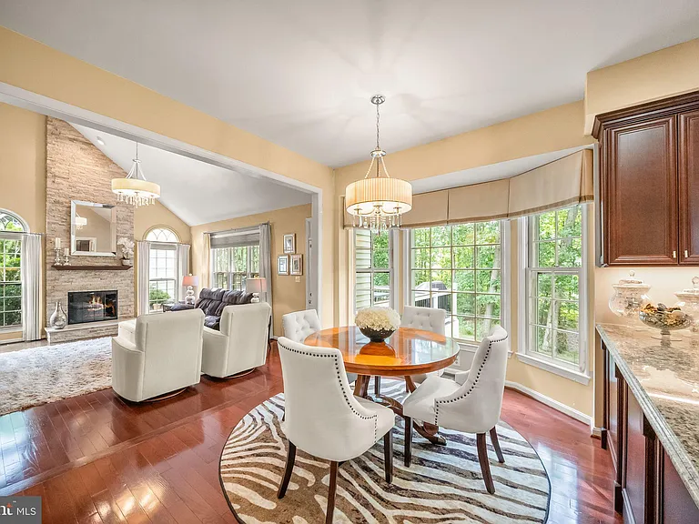 5667 Lonesome Dove Ct — Photo 27