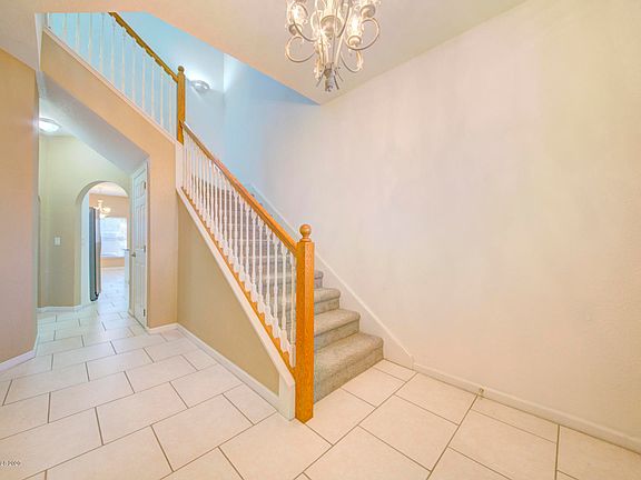 3rd image of 7966 Evelyn Ct