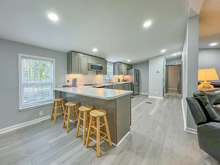 16957 Lake Christiana Ct — Photo 18