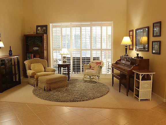 Living Room Upon Entering