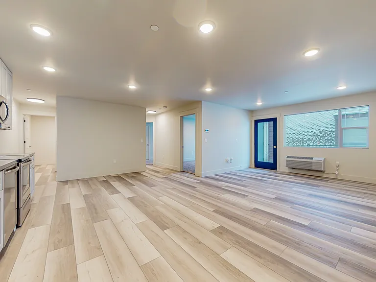 Skyview Lofts — Photo 14