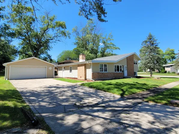 93 Winslow St, Park Forest, IL 60466