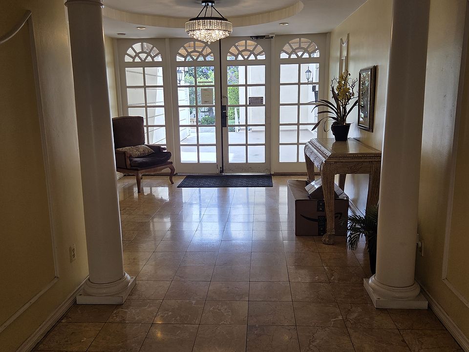 Lobby looking from the mirror wall