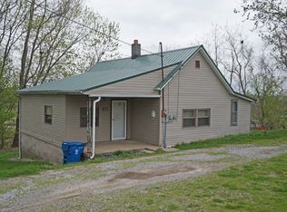 231 Plum St, Mount Carmel, IL 62863