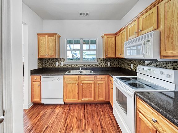 2nd image of 1716 Lincoya Bay Dr