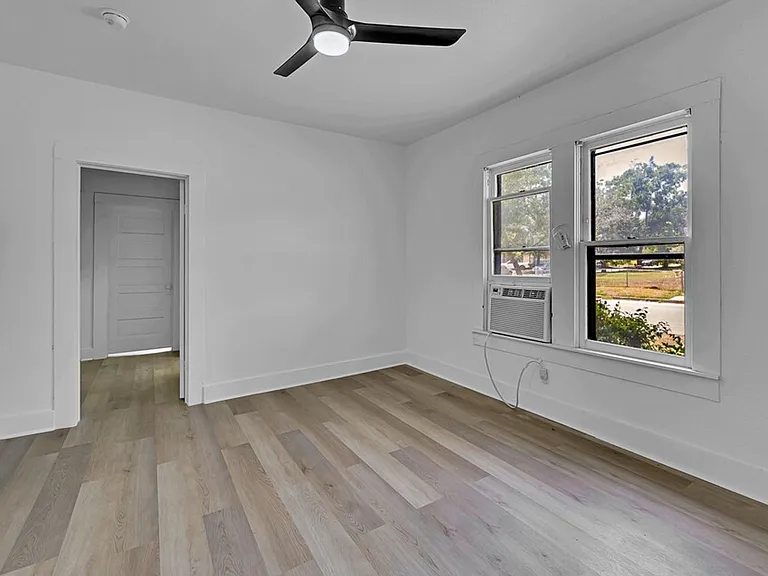 1825 Cumberland Ave — Photo 24