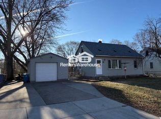 58 East Rd, Circle Pines, MN 55014