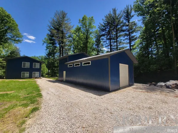 1220 E County Road 900 S, Oakland City, IN 47660