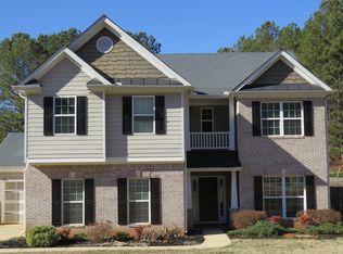 901 Vinings Dr, Winder, GA 30680