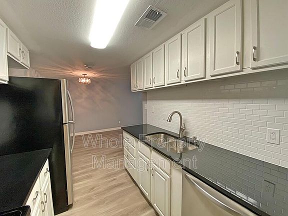 5th image of 7336 E Quincy Ave #106