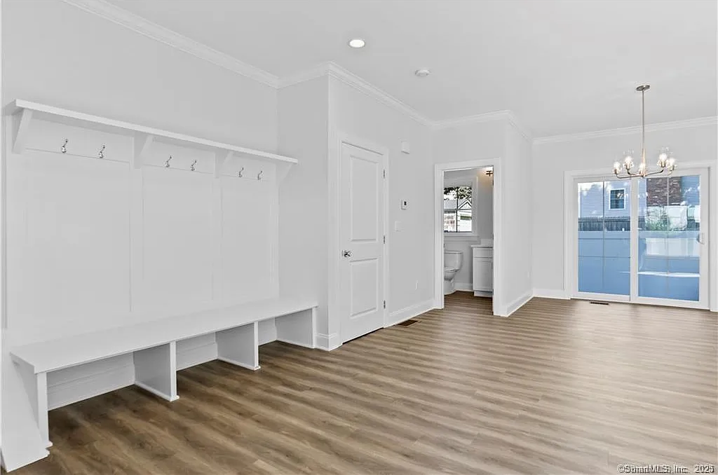 3 bed, 2.5 bath, 1530 sqft, $4,200 — Photo 4