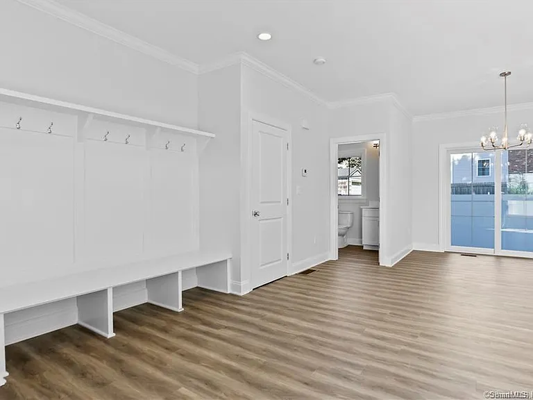 348 Halley Ave #348 — Photo 4